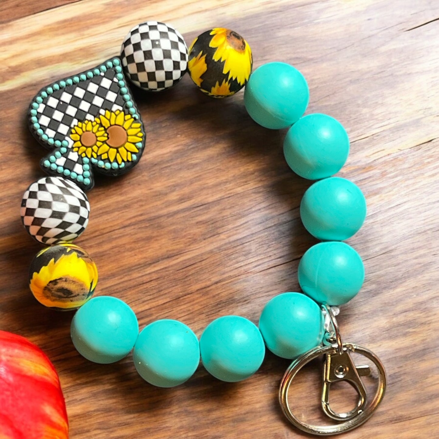 Sunflower & Checkered Beaded Wristlet Keychain - Turquoise Silicone Beads, Spade Charm, Stylish Key Ring