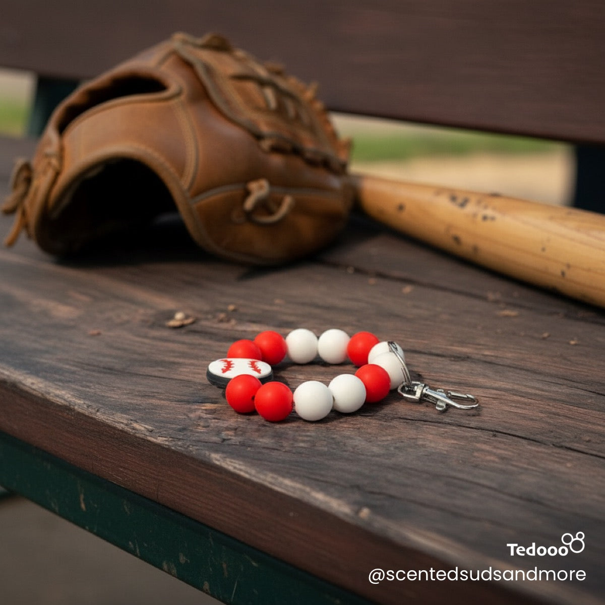 Beaded Wristlet Keychain for Baseball or Softball - Fun and Functional Keychain for Baseball or Softball Enthusiasts