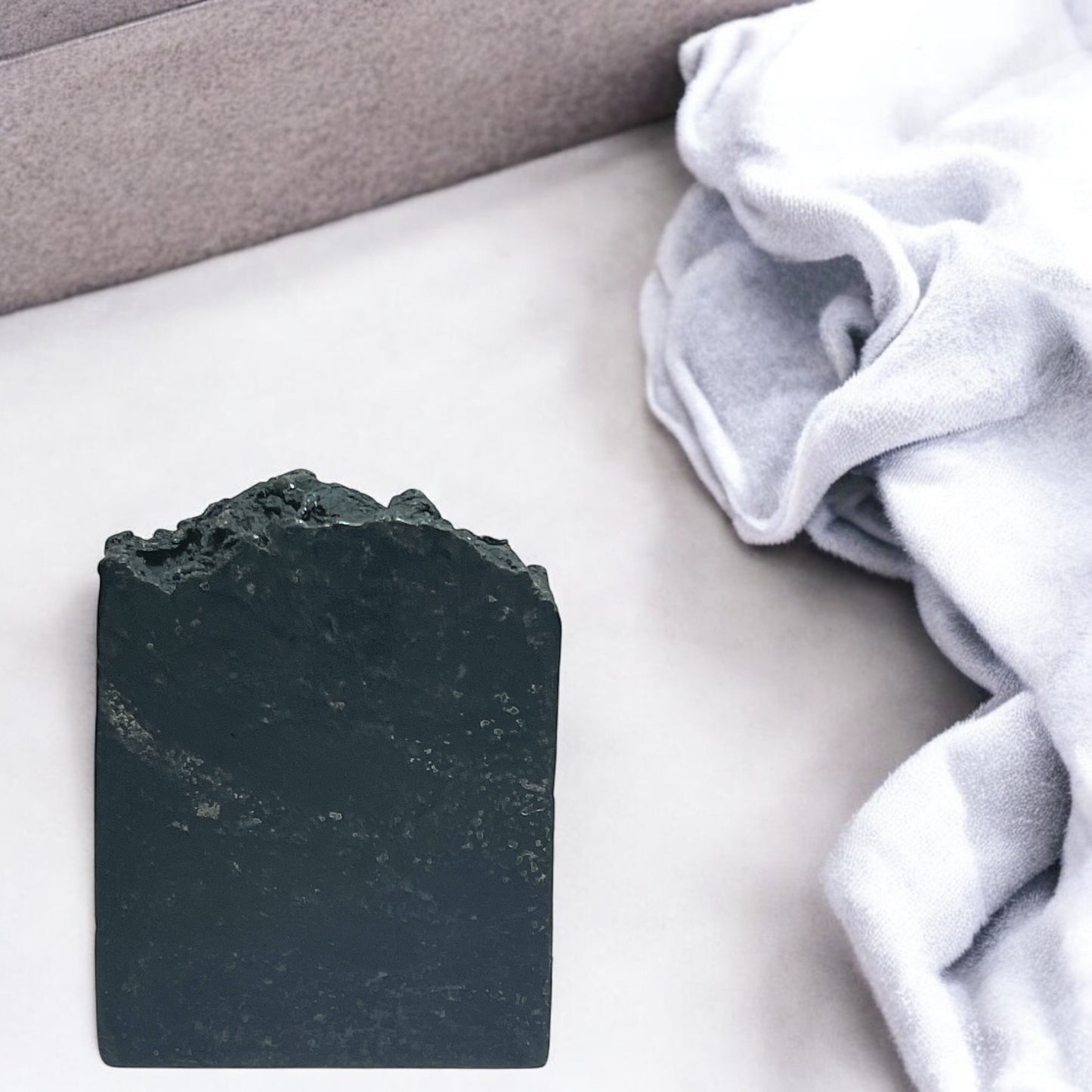 Vanilla Cashmere Charcoal – Handmade Soap with Warm & Luxurious Fragrance